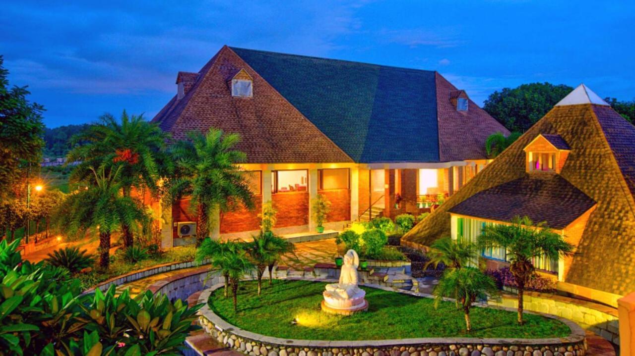 Pyramid Home Divine - A Wellness Resort Dehradun Dış mekan fotoğraf